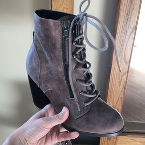 Combat boots